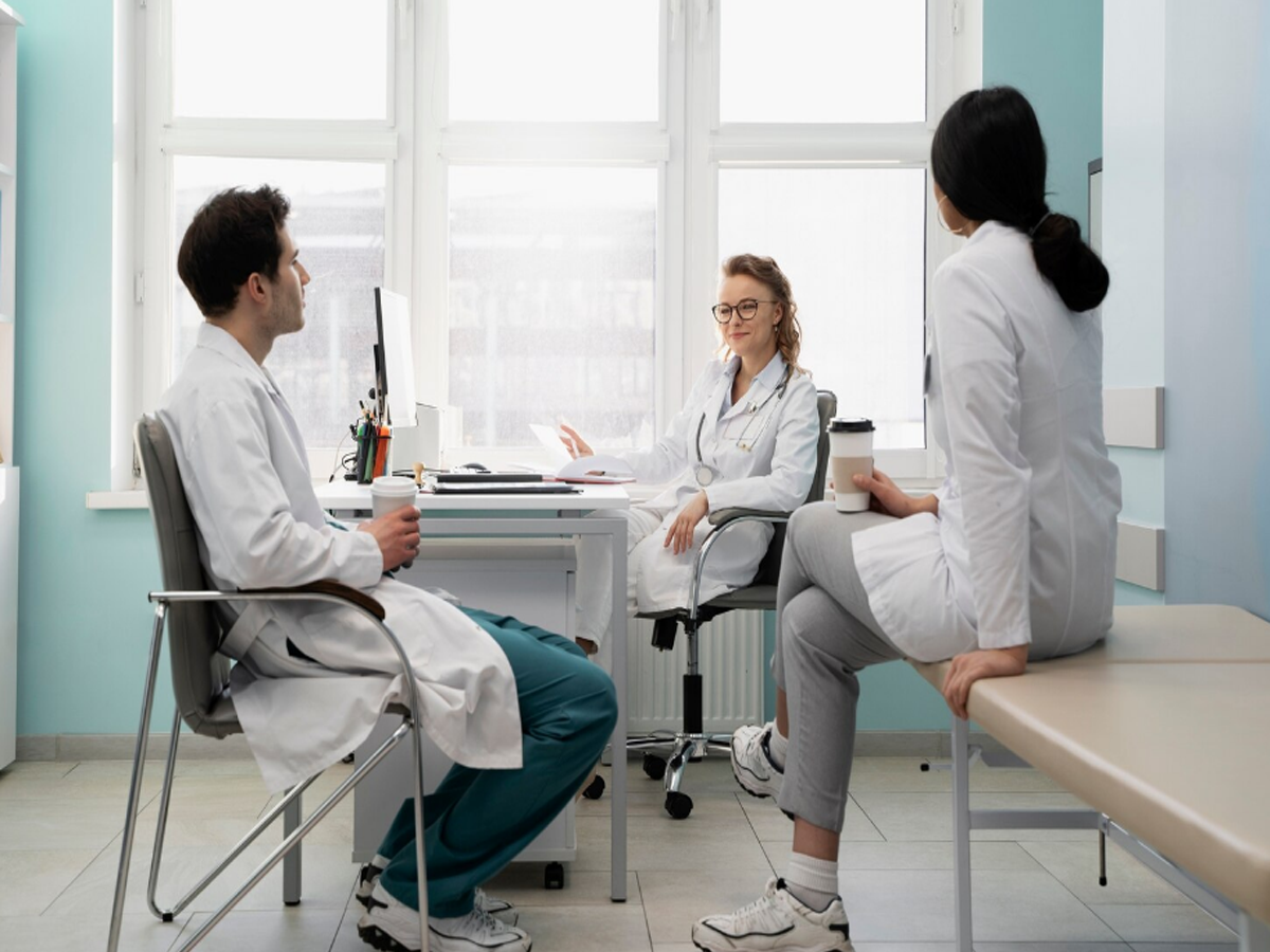 Kliniklerde Güçlü Ekip Kurmanın Sırrı: İnsan Kaynakları Yönetimi